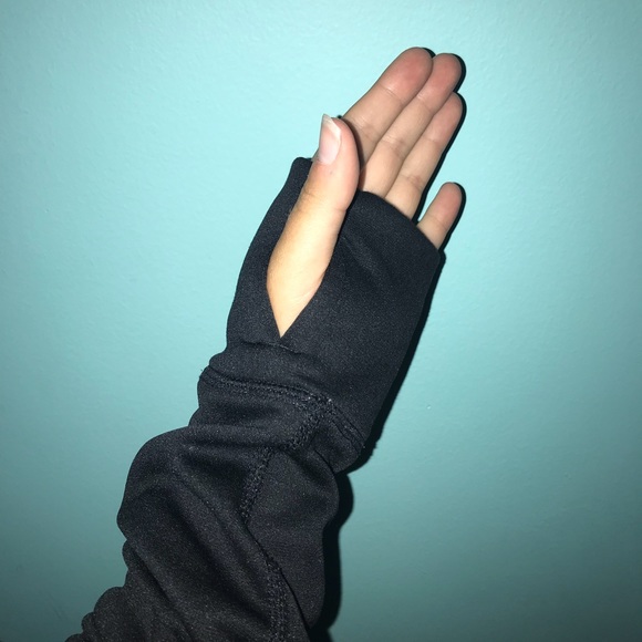 NIKE Therma-Fit Hoodie - Picture 4 of 4